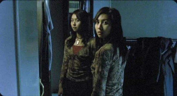 The Role of Mirrors in Film: Reflections on Genery
